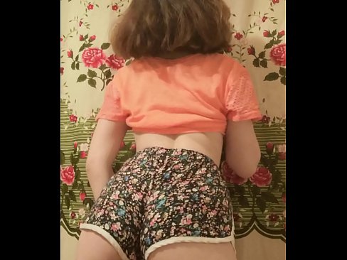 ❤️ Seksikäs nuori beibi riisuu shortsinsa kameran edessä ☑ Just porn at fi.milf300com.ru ❤