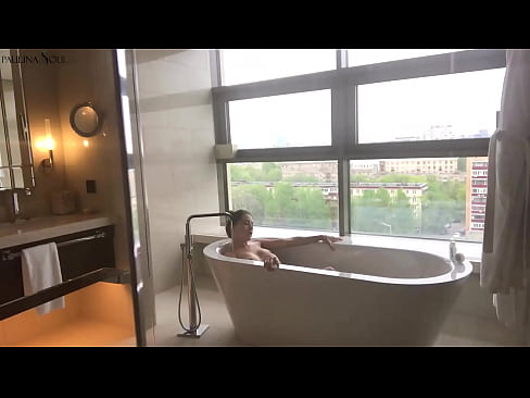 ❤️ Valtava babe runkkaa intohimoisesti pilluaan kylpyhuoneessa ☑ Just porn at fi.milf300com.ru ❤